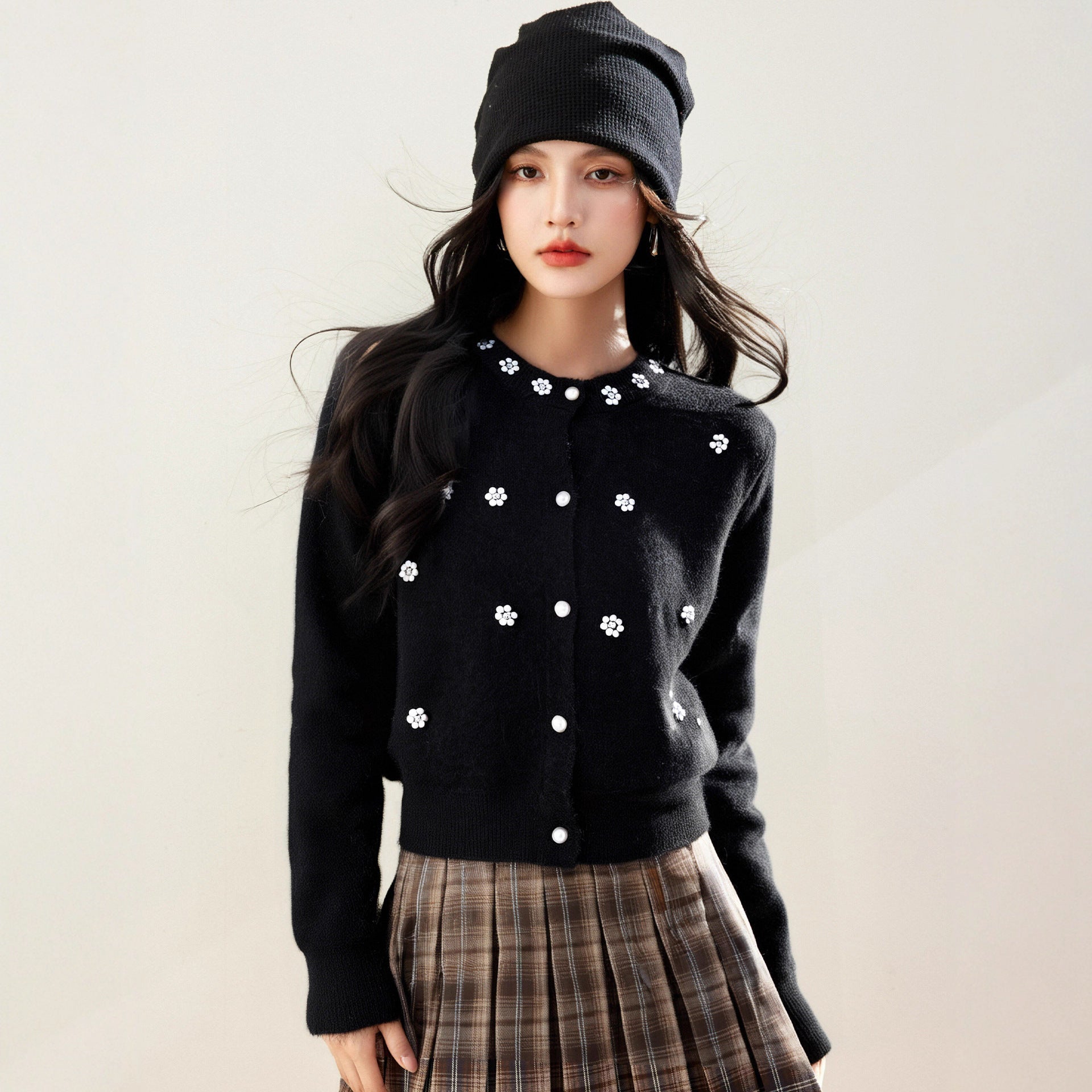 Long Sleeve Knit Cardigan Women Autumn Winter Fashion Heavy Embellished Beaded Sequined Versatile Slim Fit Sweater Unique Soft sweater Top