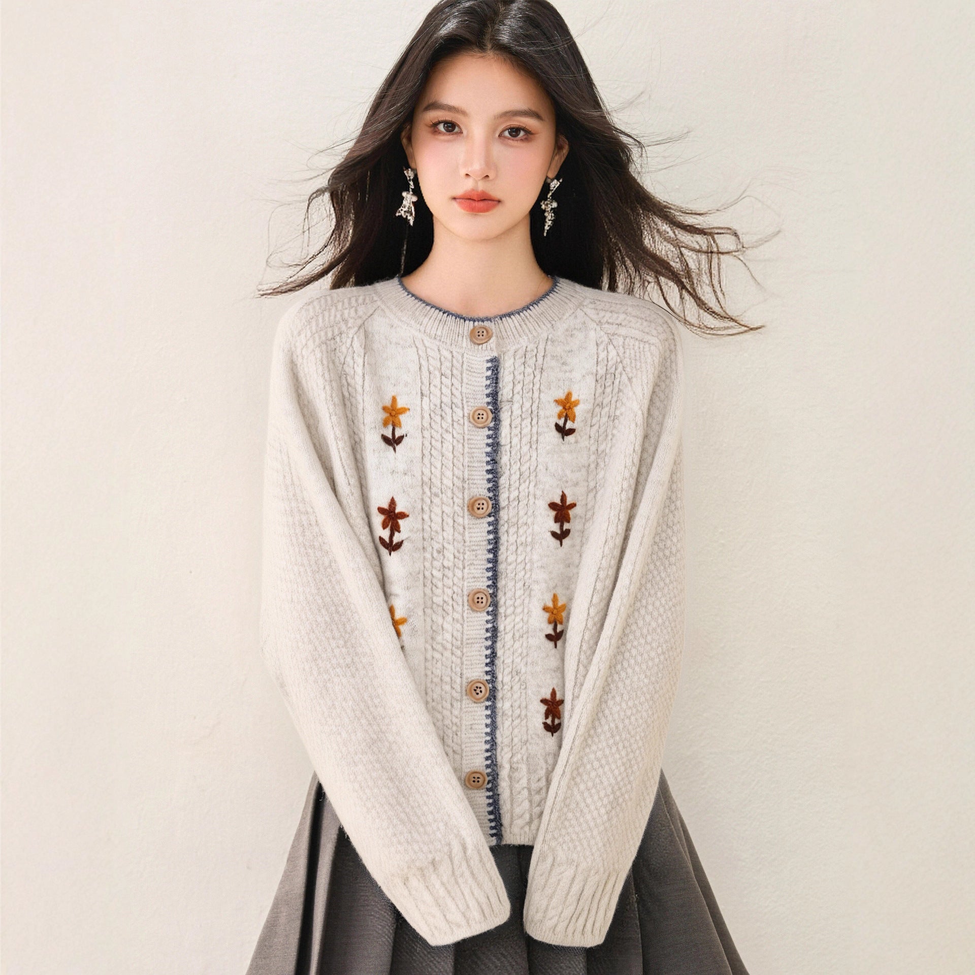style soft and luxurious round neck floral embroidered cardigan sweater jacket for women, spring and autumn casual style outfit top