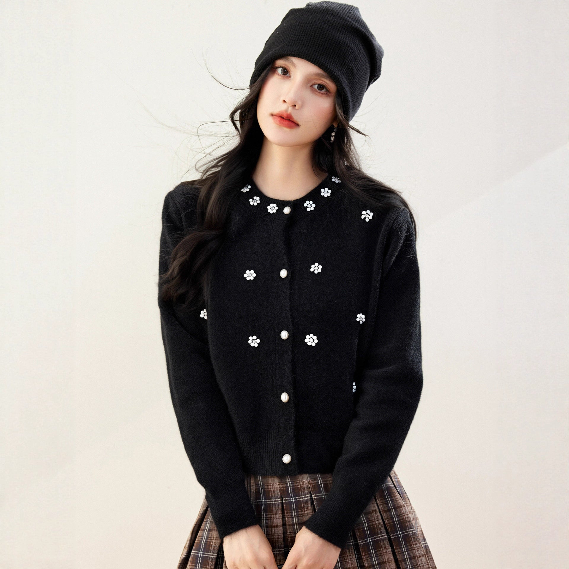 Long Sleeve Knit Cardigan Women Autumn Winter Fashion Heavy Embellished Beaded Sequined Versatile Slim Fit Sweater Unique Soft sweater Top
